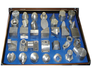 幾何體實(shí)測繪圖訓(xùn)練裝置