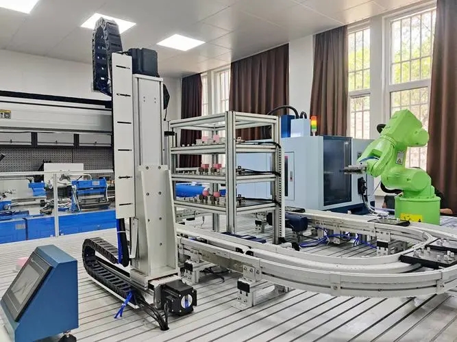 工業(yè)機(jī)器人智能制造實(shí)訓(xùn)系統(tǒng)